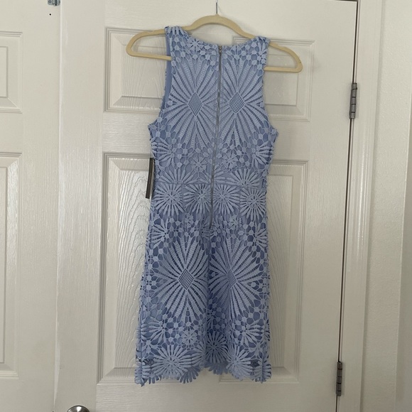 Light Blue Lace Dress -Size XS-Lulu’s - Picture 3 of 4